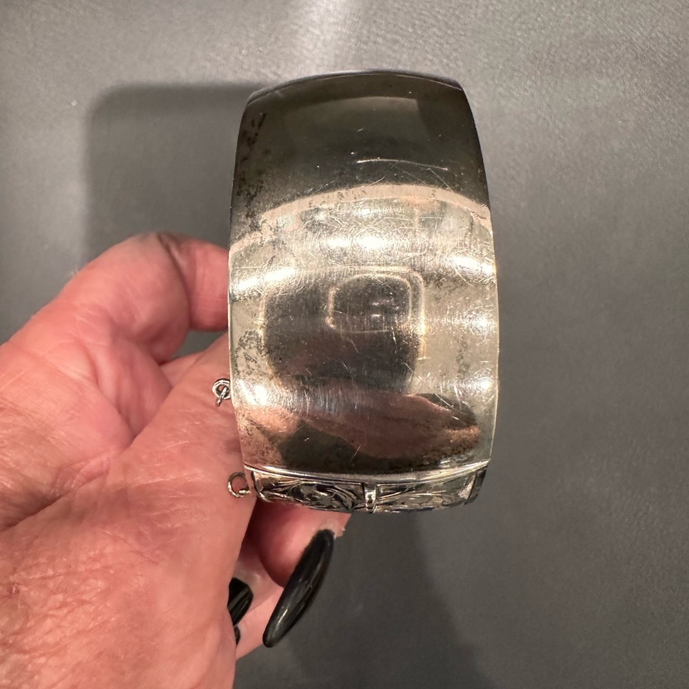 Antique Wide Cuff Silver Bracelet - Picture 7 of 9